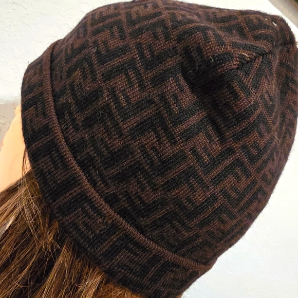 Fendi wool hat. Size S - Picture 2 of 16